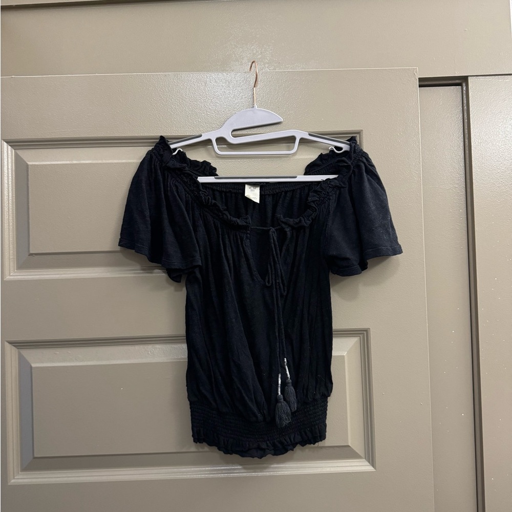 Black Off-Shoulder Women's Top